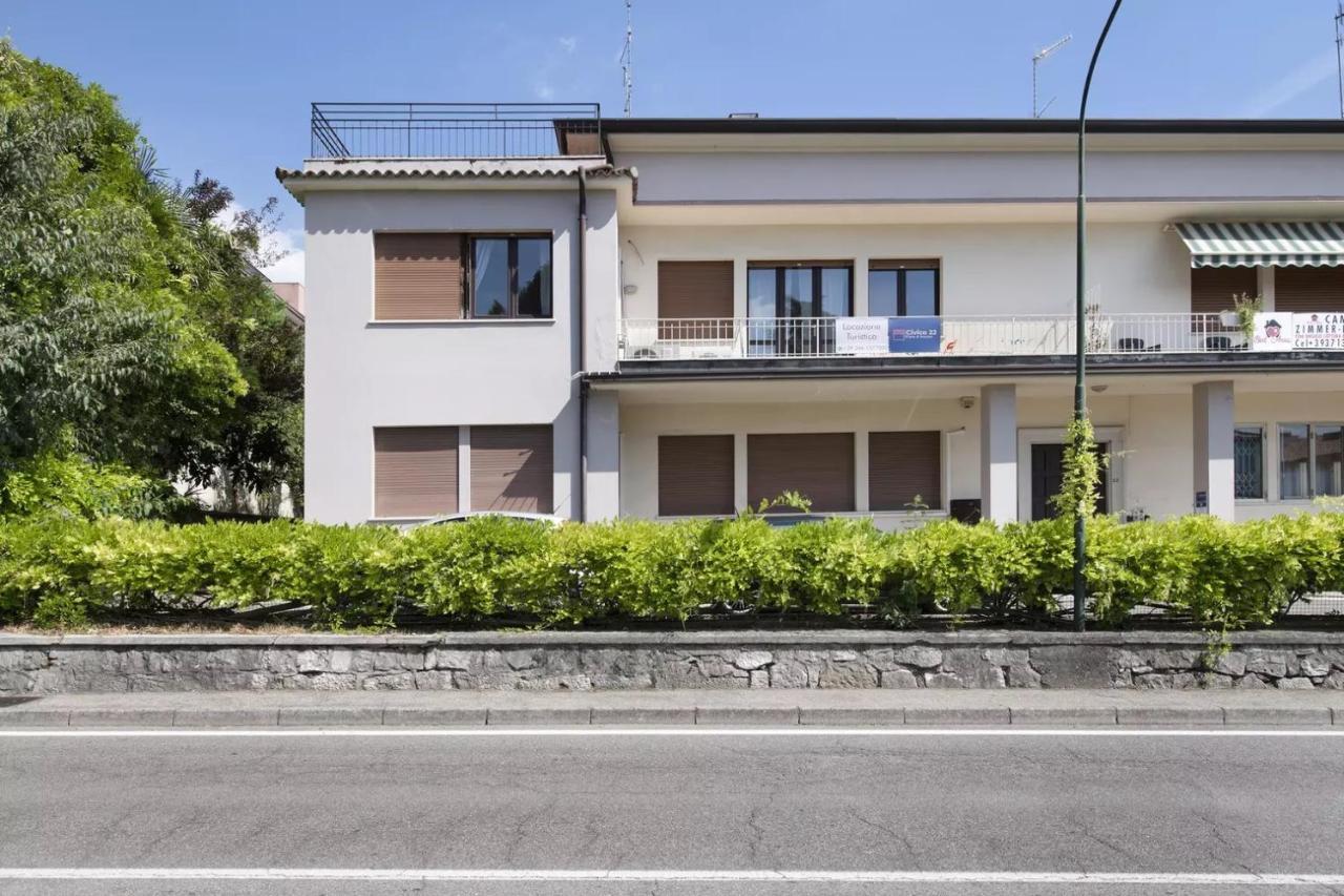 Civico 22 Apartamento Peschiera del Garda Exterior foto
