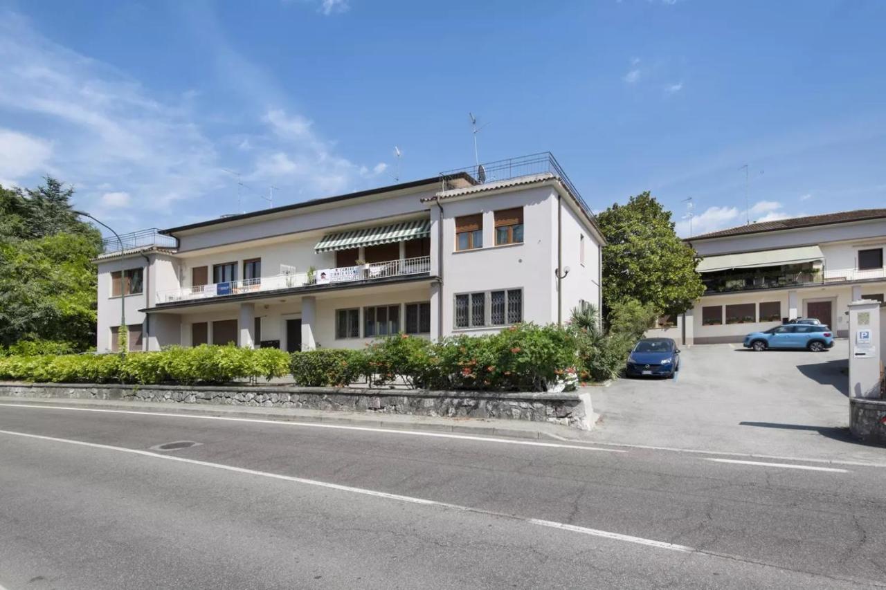 Civico 22 Apartamento Peschiera del Garda Exterior foto