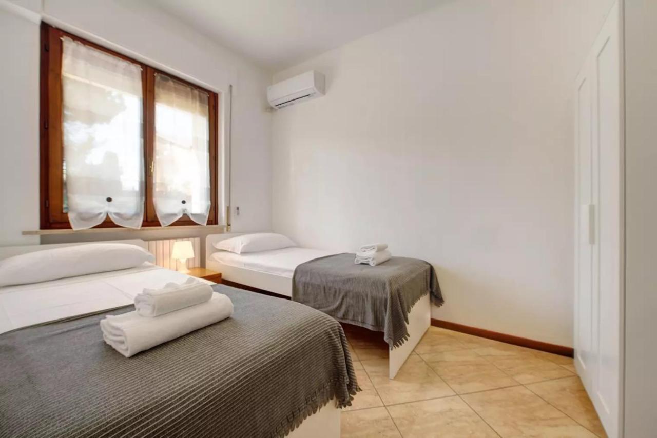 Civico 22 Apartamento Peschiera del Garda Exterior foto