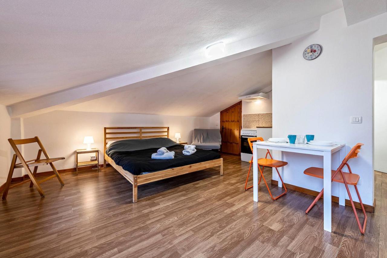 Civico 22 Apartamento Peschiera del Garda Exterior foto