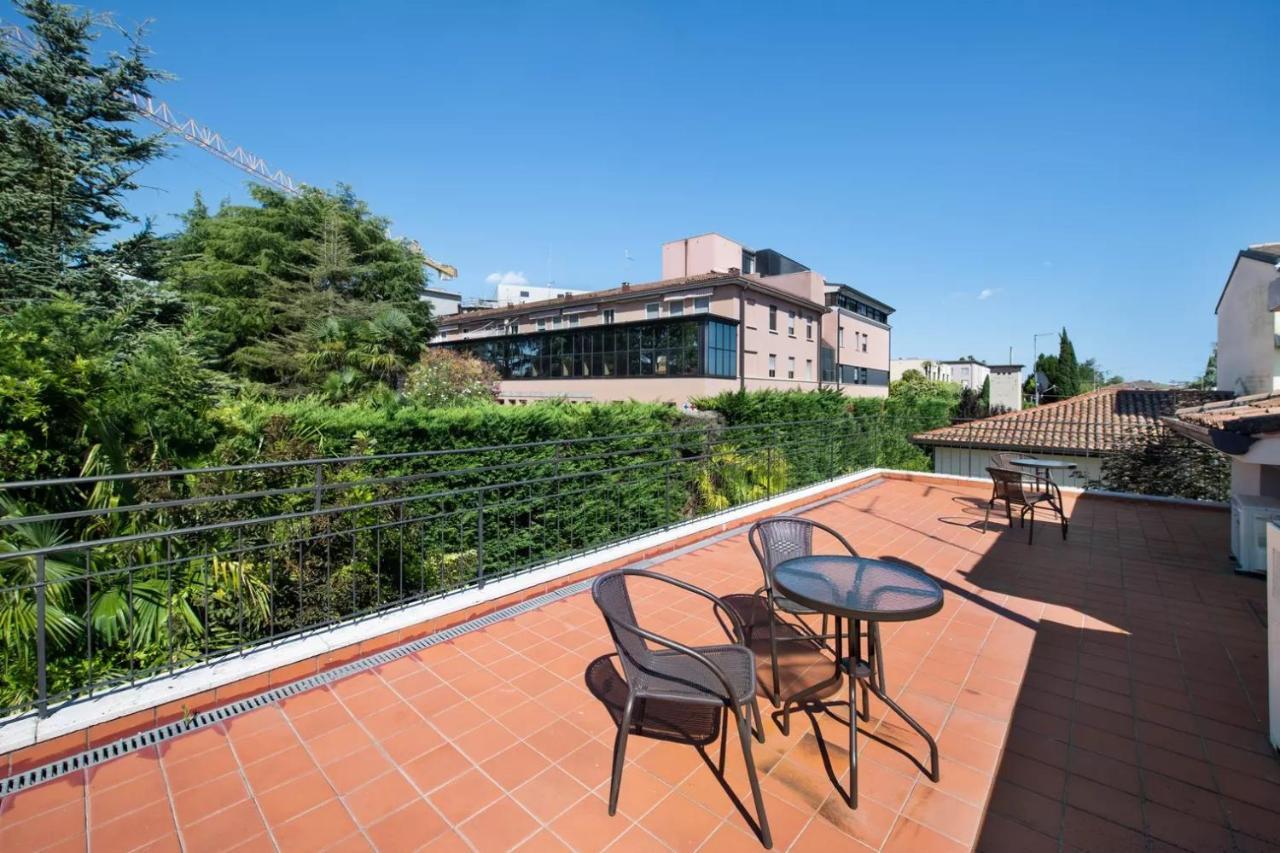 Civico 22 Apartamento Peschiera del Garda Exterior foto