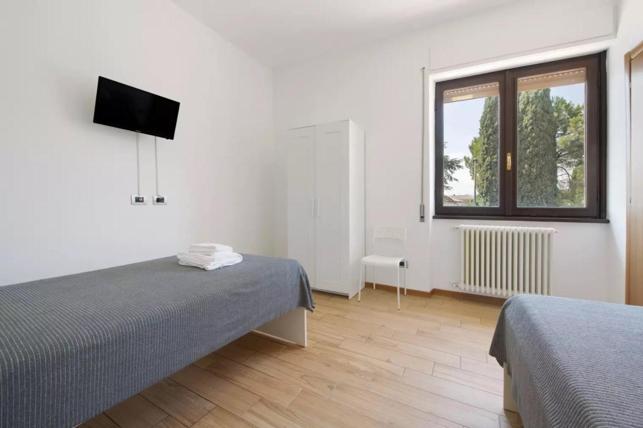 Civico 22 Apartamento Peschiera del Garda Exterior foto