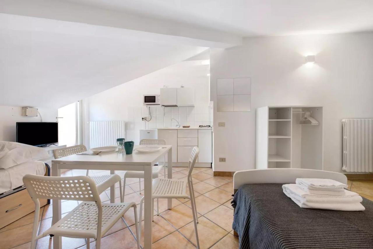 Civico 22 Apartamento Peschiera del Garda Exterior foto